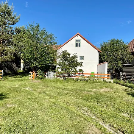 Emberi Nyaraló Szuhogy