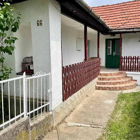 Emberi * Szuhogy