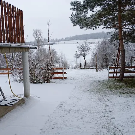 Nyaralo Emberi 別荘 *