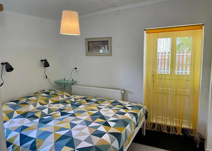 Nyaralo Emberi 別荘