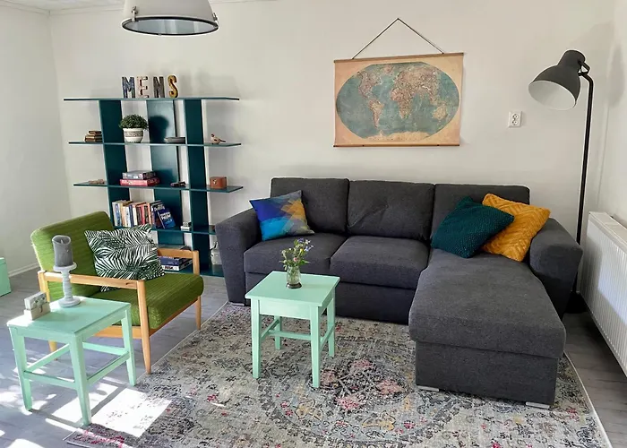 Nyaralo Emberi 別荘 Szuhogy